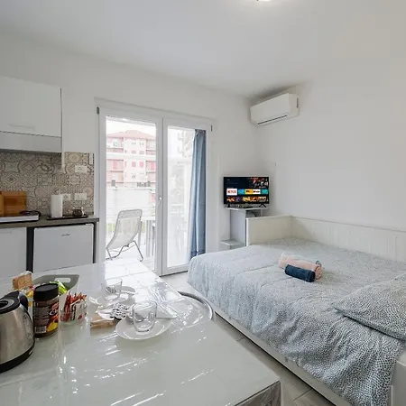 Il Gattino Di Porto - 4 - Monolocale Terrazzo Piscina * Империя